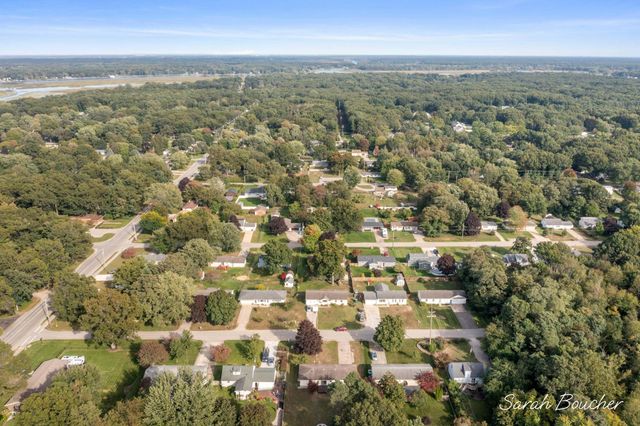 15129 Mitchell Street, Grand Haven, MI 49417