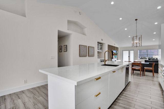 11175 Jasmine Hill, Boca Raton, FL 33498