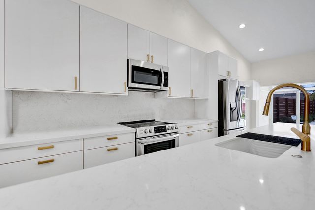 11175 Jasmine Hill, Boca Raton, FL 33498