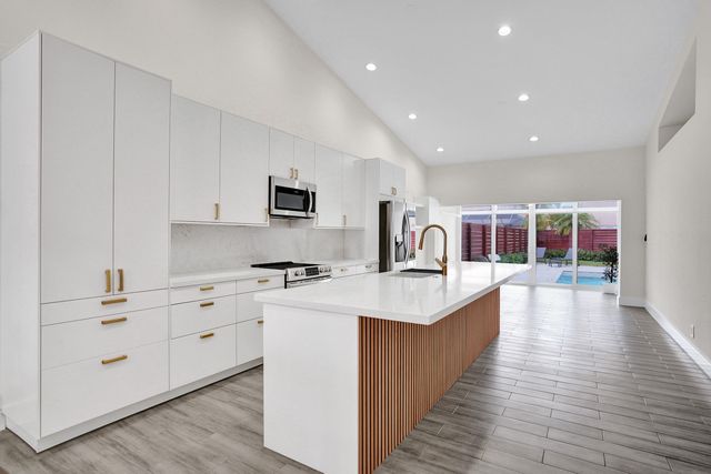 11175 Jasmine Hill, Boca Raton, FL 33498