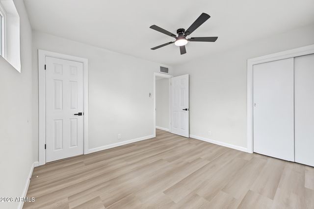 4332 W CRITTENDEN Lane, Phoenix, AZ 85031