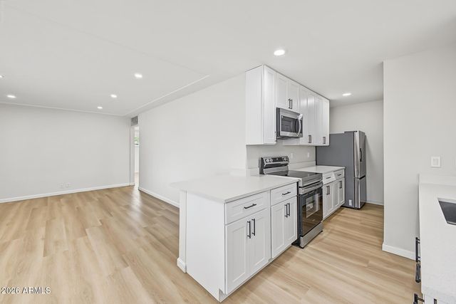 4332 W CRITTENDEN Lane, Phoenix, AZ 85031