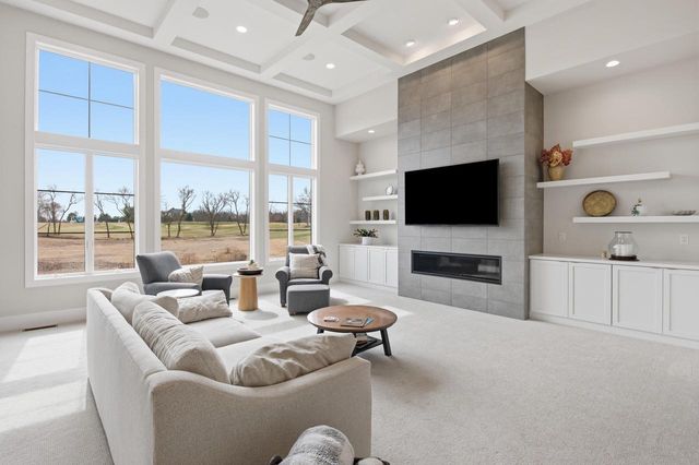 S17W30381 Hazeltine COURT, Waukesha, WI 53188