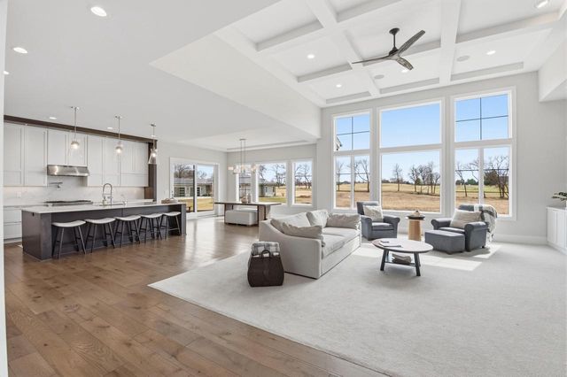S17W30381 Hazeltine COURT, Waukesha, WI 53188