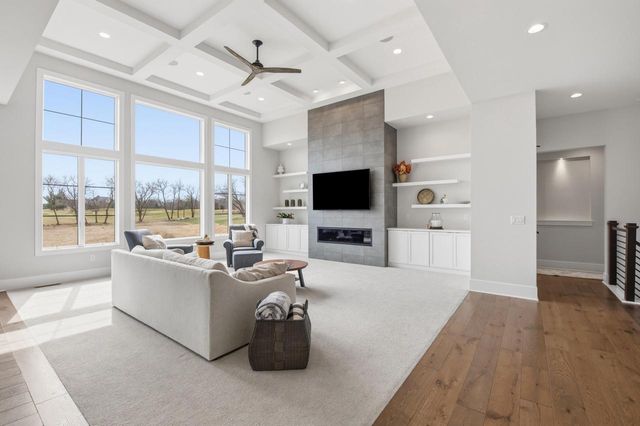 S17W30381 Hazeltine COURT, Waukesha, WI 53188
