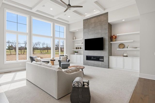 S17W30381 Hazeltine COURT, Waukesha, WI 53188