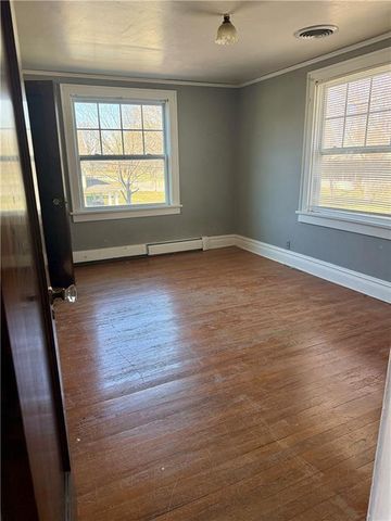 416 S 6th Street, Burlington, KS 66839