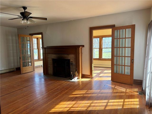 416 S 6th Street, Burlington, KS 66839
