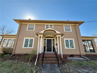 416 S 6th Street, Burlington, KS 66839