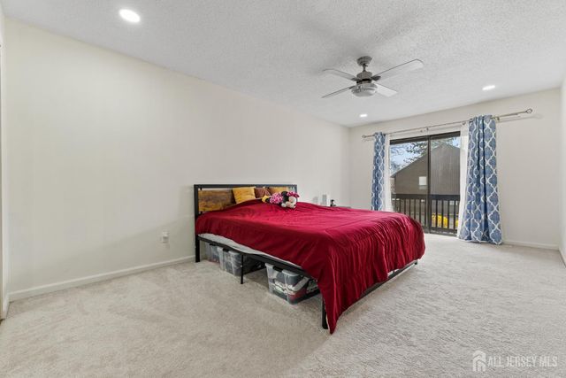 96 Westgate Drive, Edison, NJ 08820