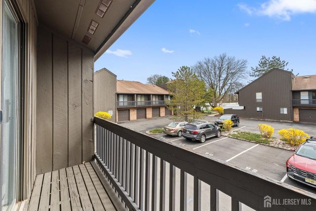 96 Westgate Drive, Edison, NJ 08820