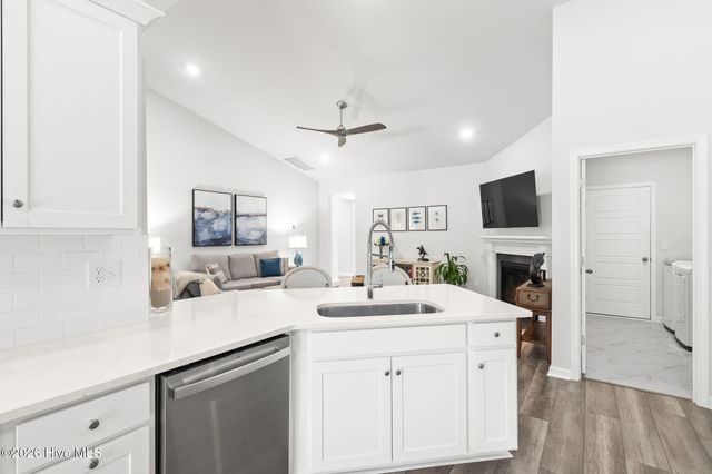 6842 W Lindley Lane SW Lot 8, Ocean Isle Beach, NC 28469