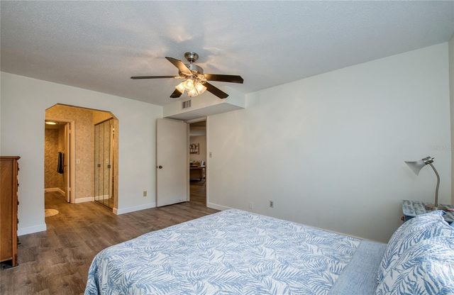 2206 CORDOVA GREEN, Seminole, FL 33777