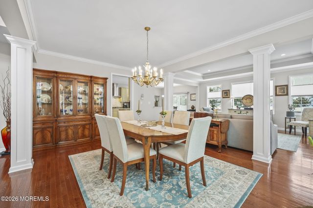 5 Traditions Place, Monroe, NJ 08831