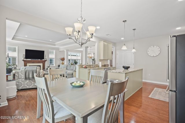 5 Traditions Place, Monroe, NJ 08831