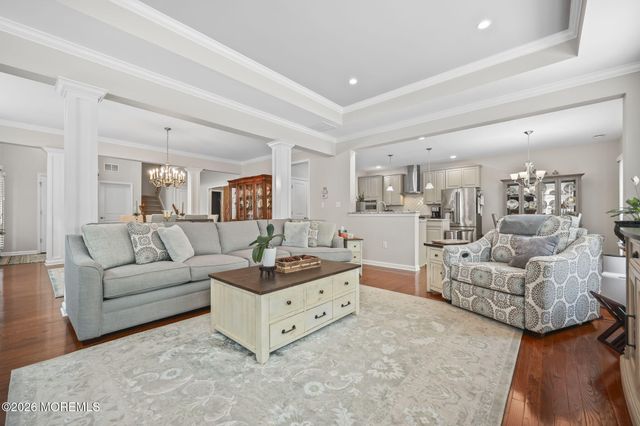 5 Traditions Place, Monroe, NJ 08831