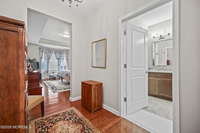 5 Traditions Place, Monroe, NJ 08831