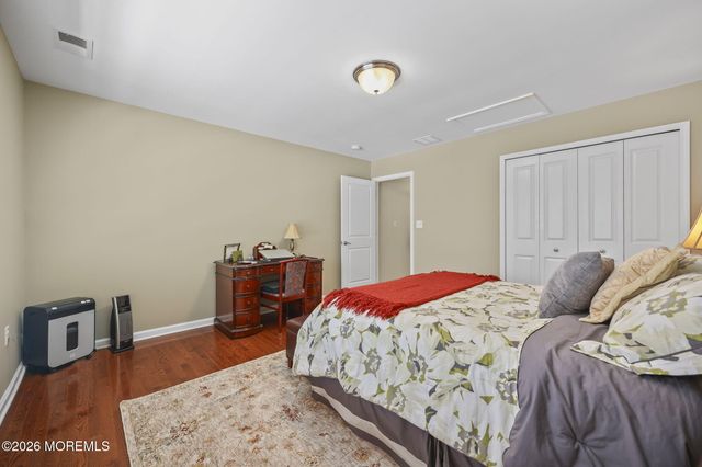 5 Traditions Place, Monroe, NJ 08831