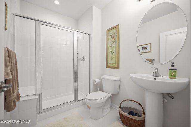 5 Traditions Place, Monroe, NJ 08831