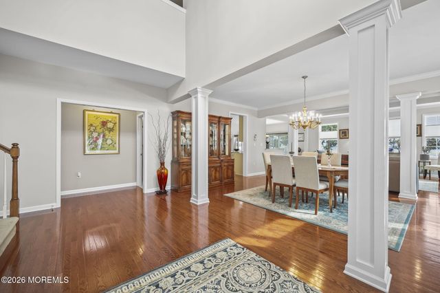 5 Traditions Place, Monroe, NJ 08831