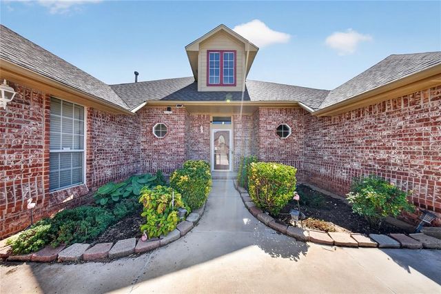 9312 SW 22nd Street, Oklahoma City, OK 73128