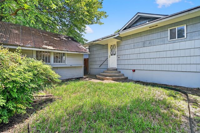 116 N Willow, Sherman, TX 75090
