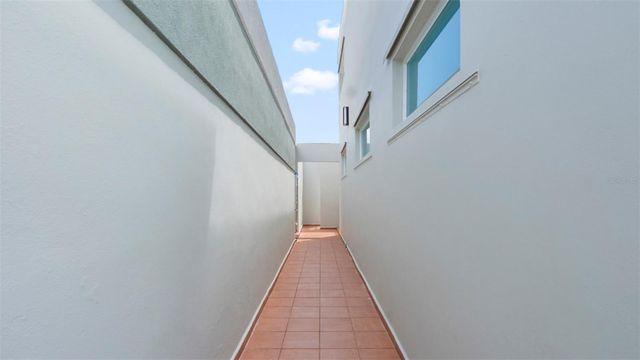 Calle 2 URB. ESTANCIAS DE SAN FERNANDO, Carolina, PR 00987