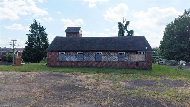 1326 N Main Street, Winston-salem, NC 27105