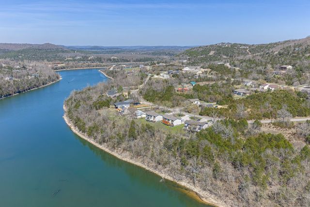 45 Blue Water Drive 1, Holiday Island, AR 72631