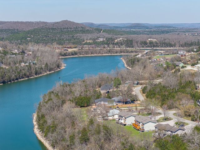 45 Blue Water Drive 1, Holiday Island, AR 72631