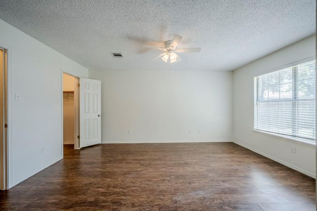 1911 Timberwood DR, Cedar Park, TX 78613