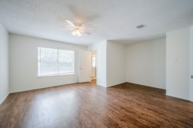 1911 Timberwood DR, Cedar Park, TX 78613