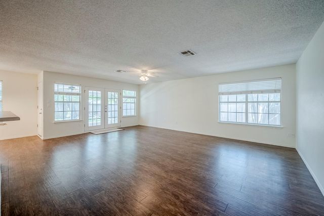 1911 Timberwood DR, Cedar Park, TX 78613