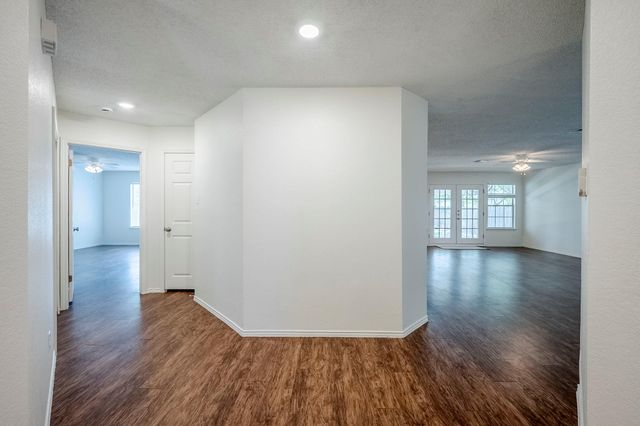 1911 Timberwood DR, Cedar Park, TX 78613