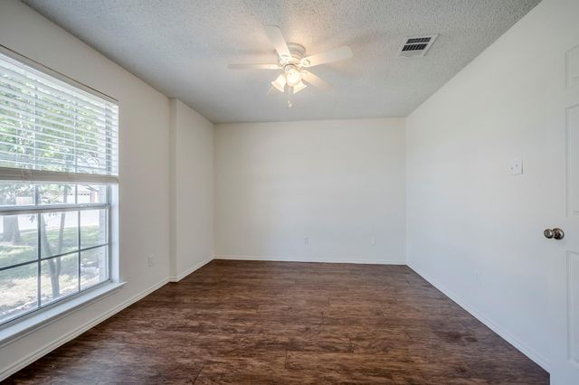 1911 Timberwood DR, Cedar Park, TX 78613
