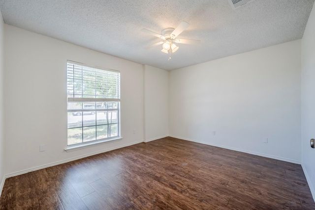1911 Timberwood DR, Cedar Park, TX 78613