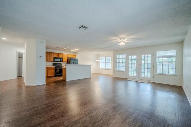 1911 Timberwood DR, Cedar Park, TX 78613