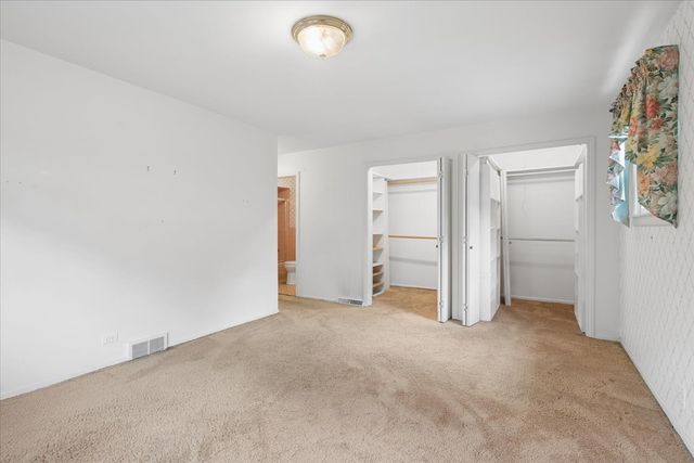 211 Sumac Road, Highland Park, IL 60035