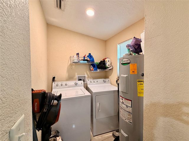 10926 N ANNETTE AVENUE, Tampa, FL 33612