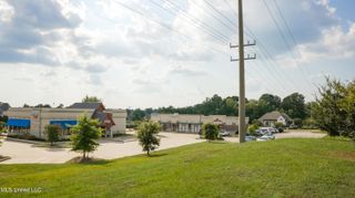 5076 Lakeland Drive, Flowood, MS 39232