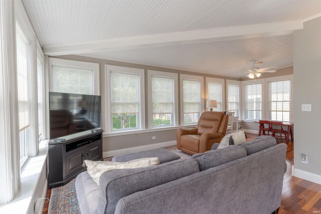 7110 Newburgh Road, Evansville, IN 47715