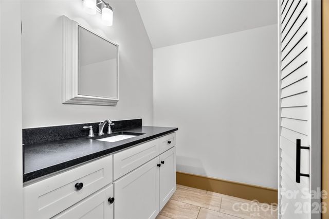 337 Sand Hill Road, Asheville, NC 28806