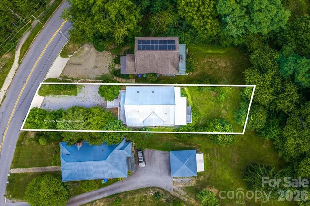 337 Sand Hill Road, Asheville, NC 28806