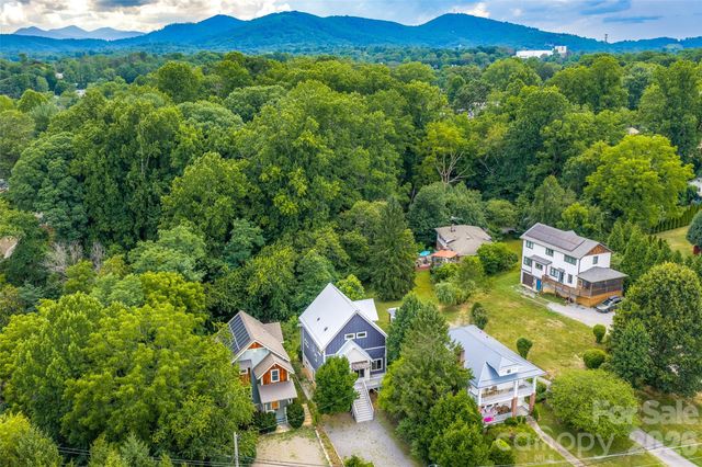 337 Sand Hill Road, Asheville, NC 28806