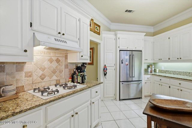 108 Whisper Ridge Drive, Madison, MS 39110
