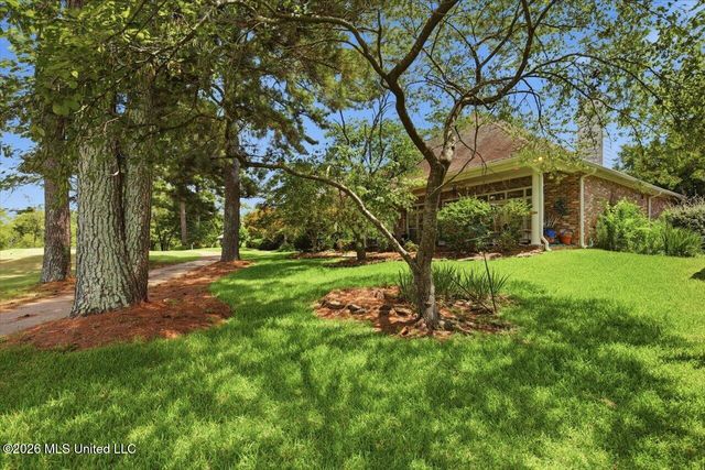 108 Whisper Ridge Drive, Madison, MS 39110