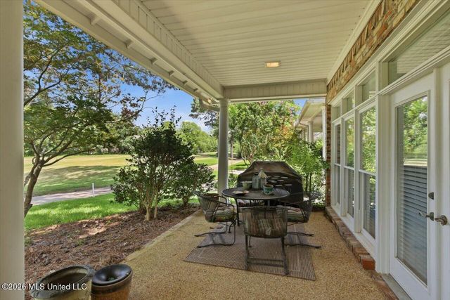 108 Whisper Ridge Drive, Madison, MS 39110