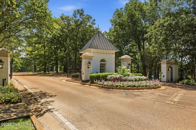 108 Whisper Ridge Drive, Madison, MS 39110