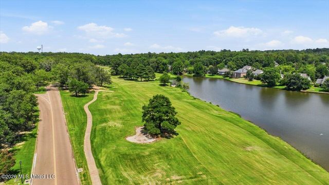 108 Whisper Ridge Drive, Madison, MS 39110