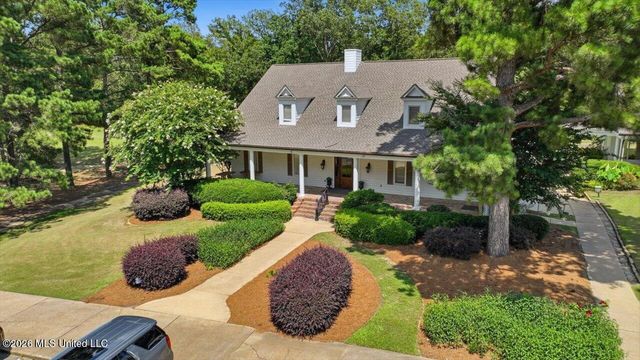 108 Whisper Ridge Drive, Madison, MS 39110